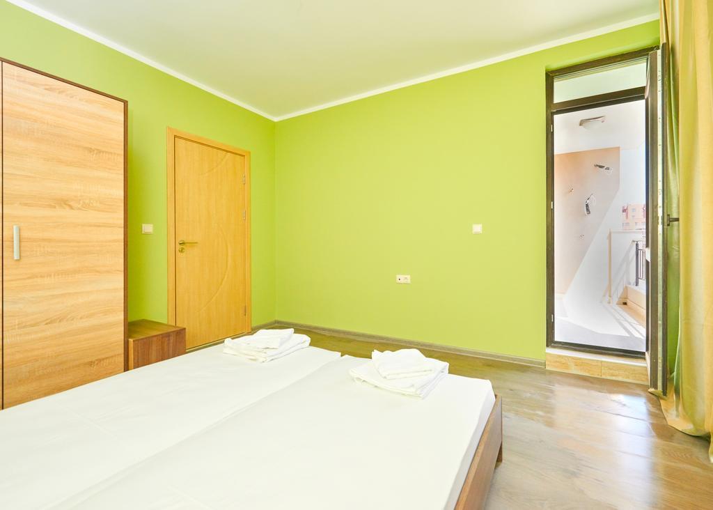 Evi Apartments 2 Pomorie Phòng bức ảnh