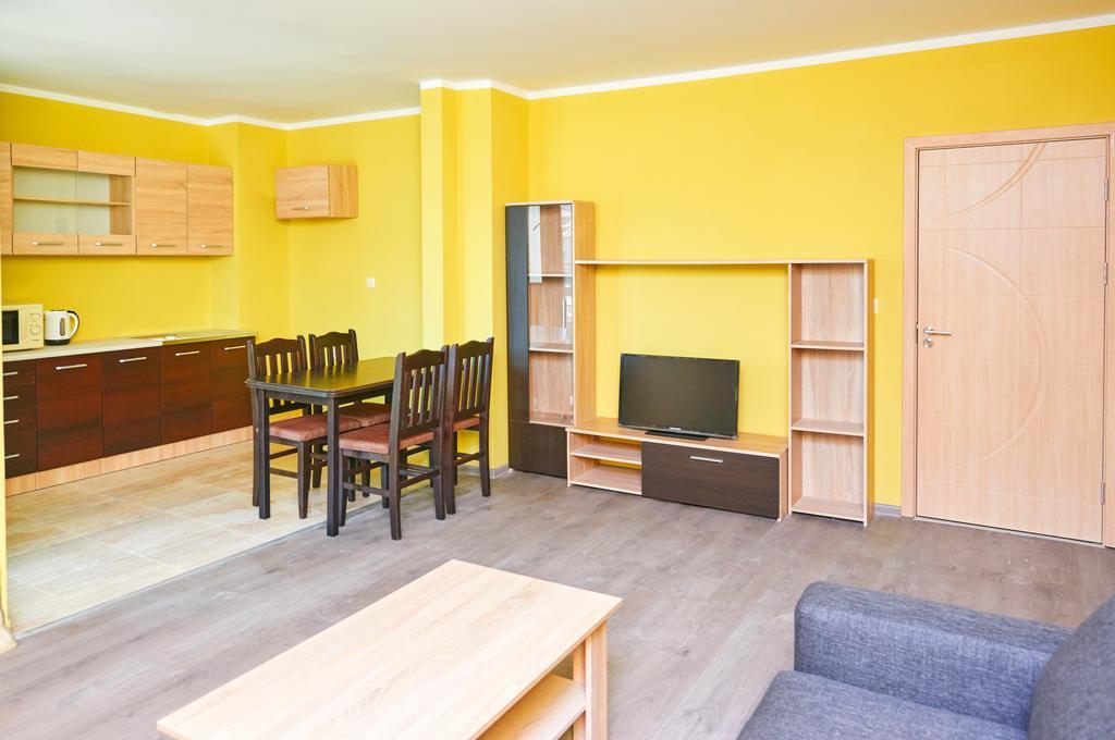Evi Apartments 2 Pomorie Phòng bức ảnh